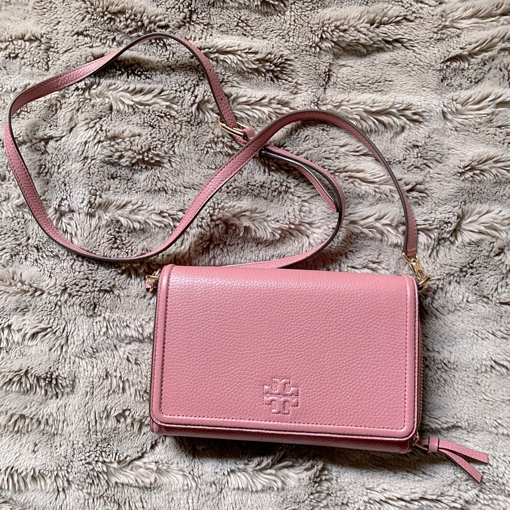 Tory Burch Thea Flat Wallet Crossbody